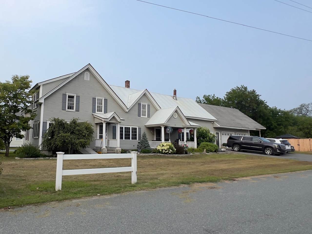 25 King Drive - Photo 1