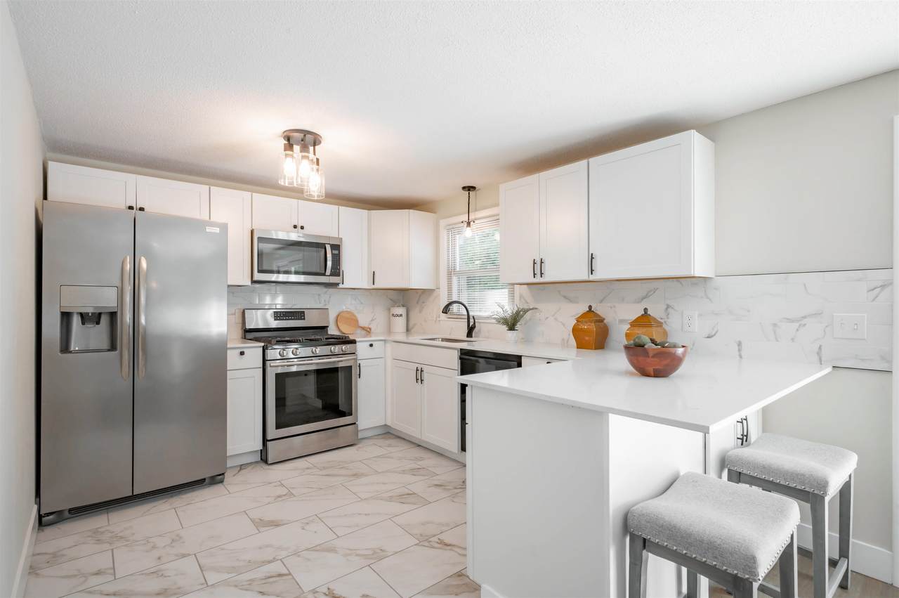 23 Glen Drive - Photo 1