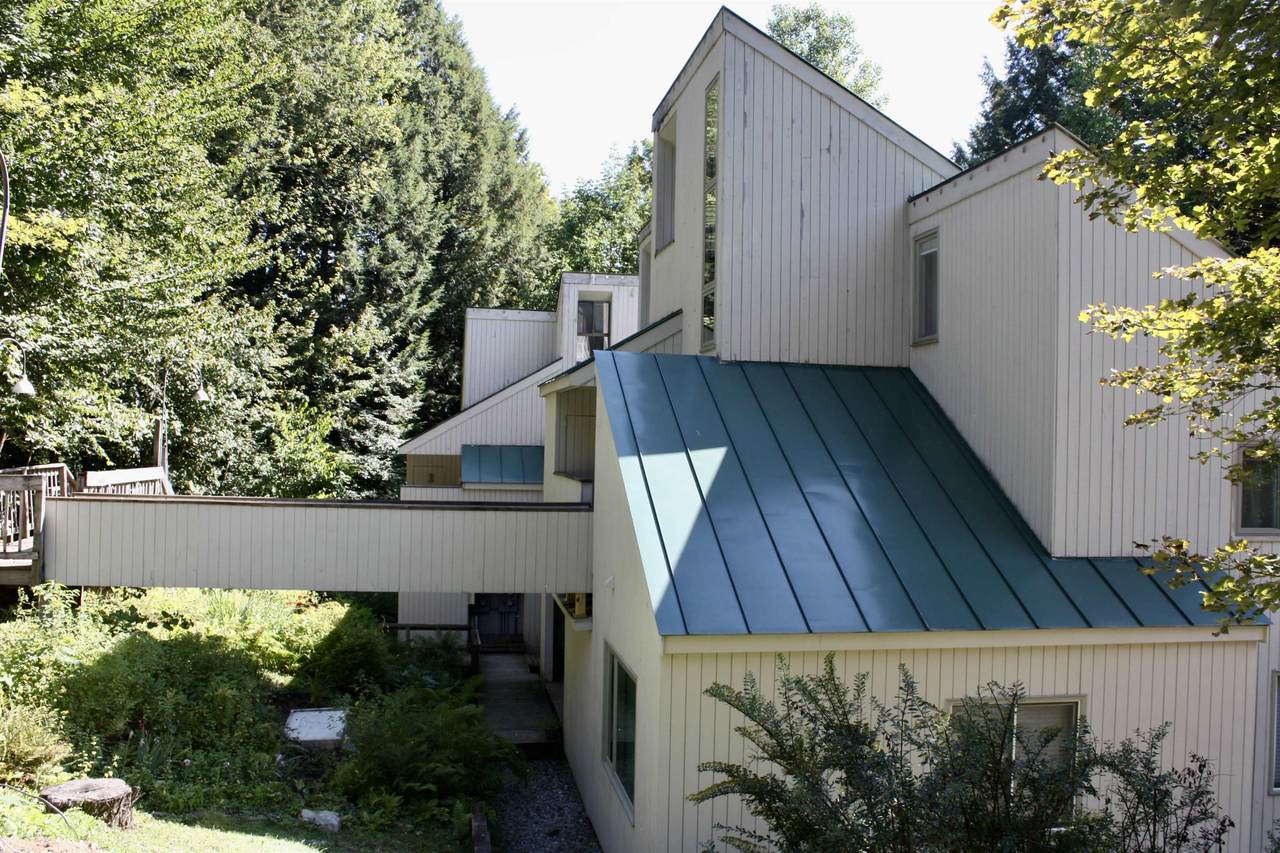 956 Butternut Hill Road - Photo 1