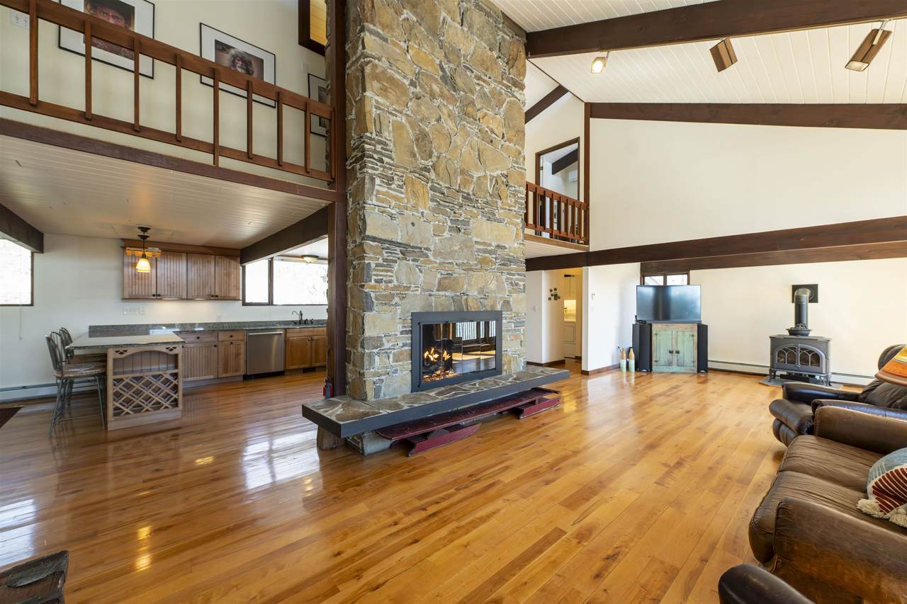 1877 Willard Road - Photo 1