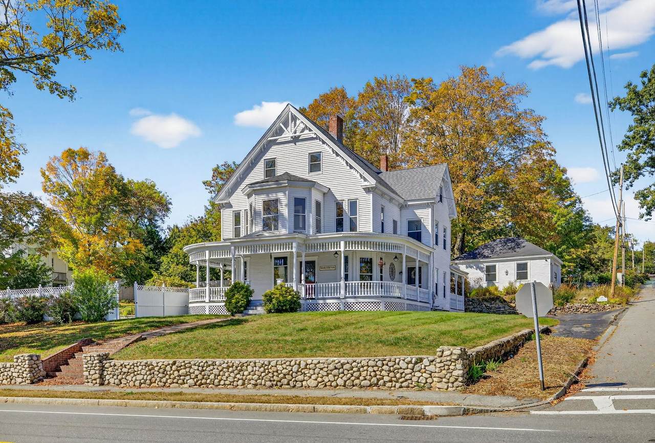 84 East Broadway Street - Photo 1