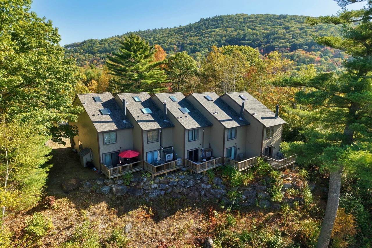 182 Pinnacle Road - Photo 1