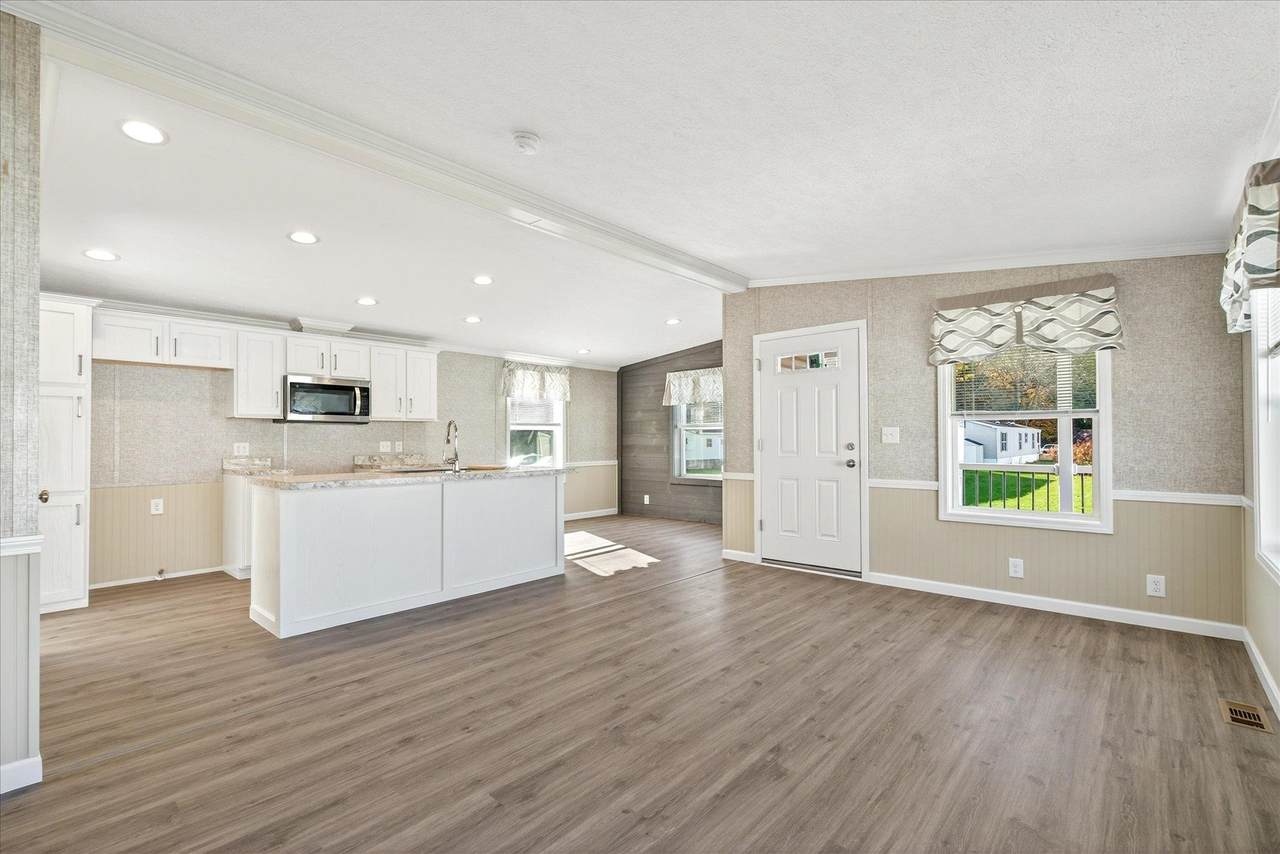 59 Crossing Manor Drive - Photo 1