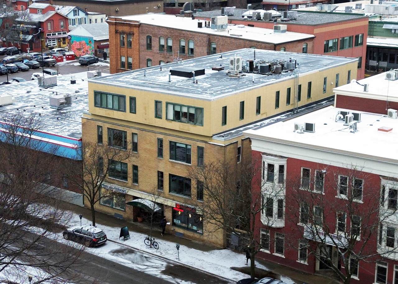 230 College Street - Photo 1