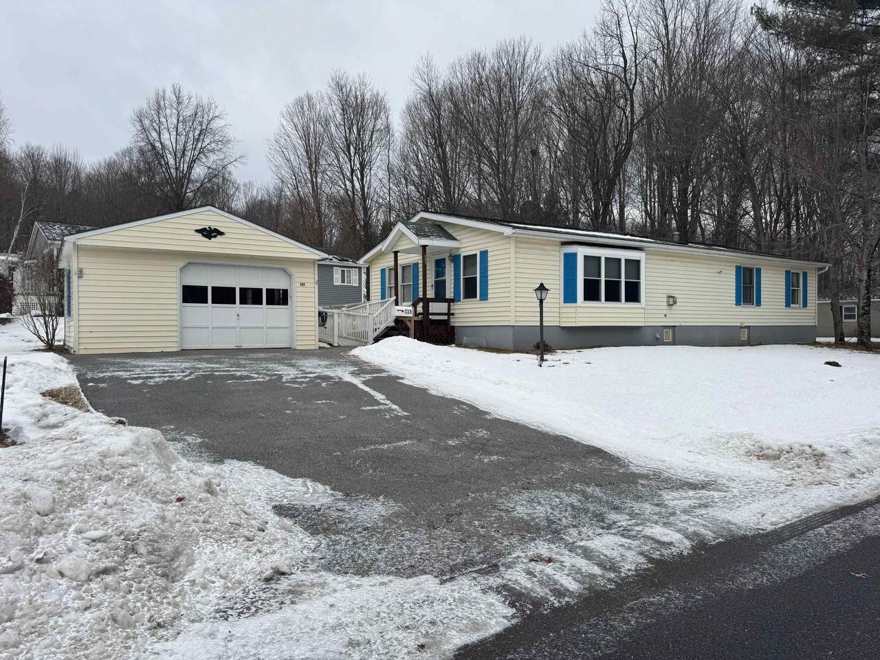 131 Williston Woods Road - Photo 1