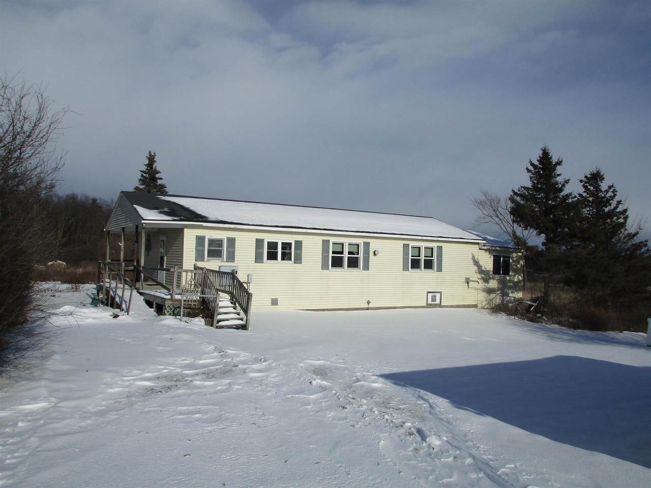 56 Danyow Drive - Photo 1