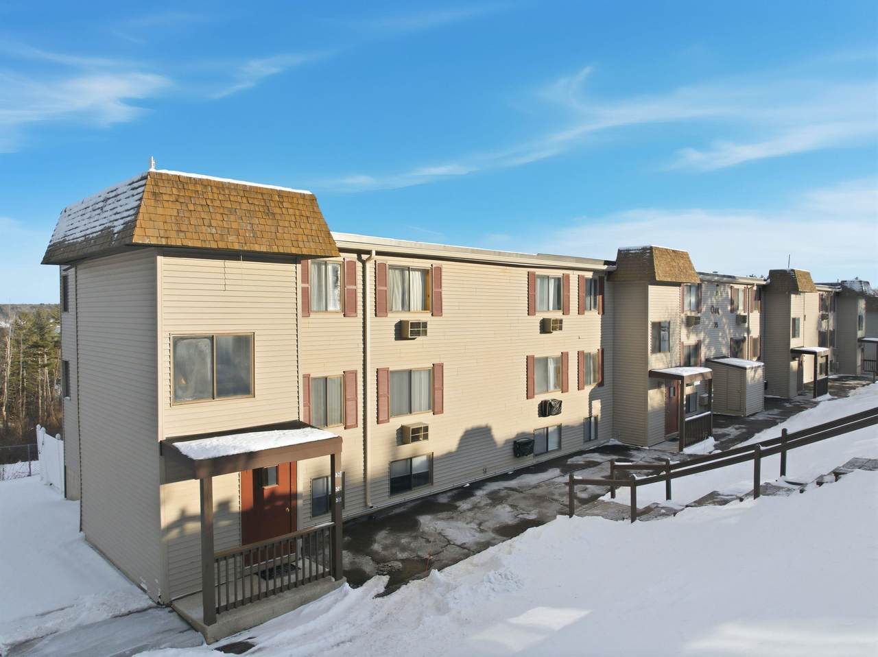 75 Treetop Circle - Photo 1