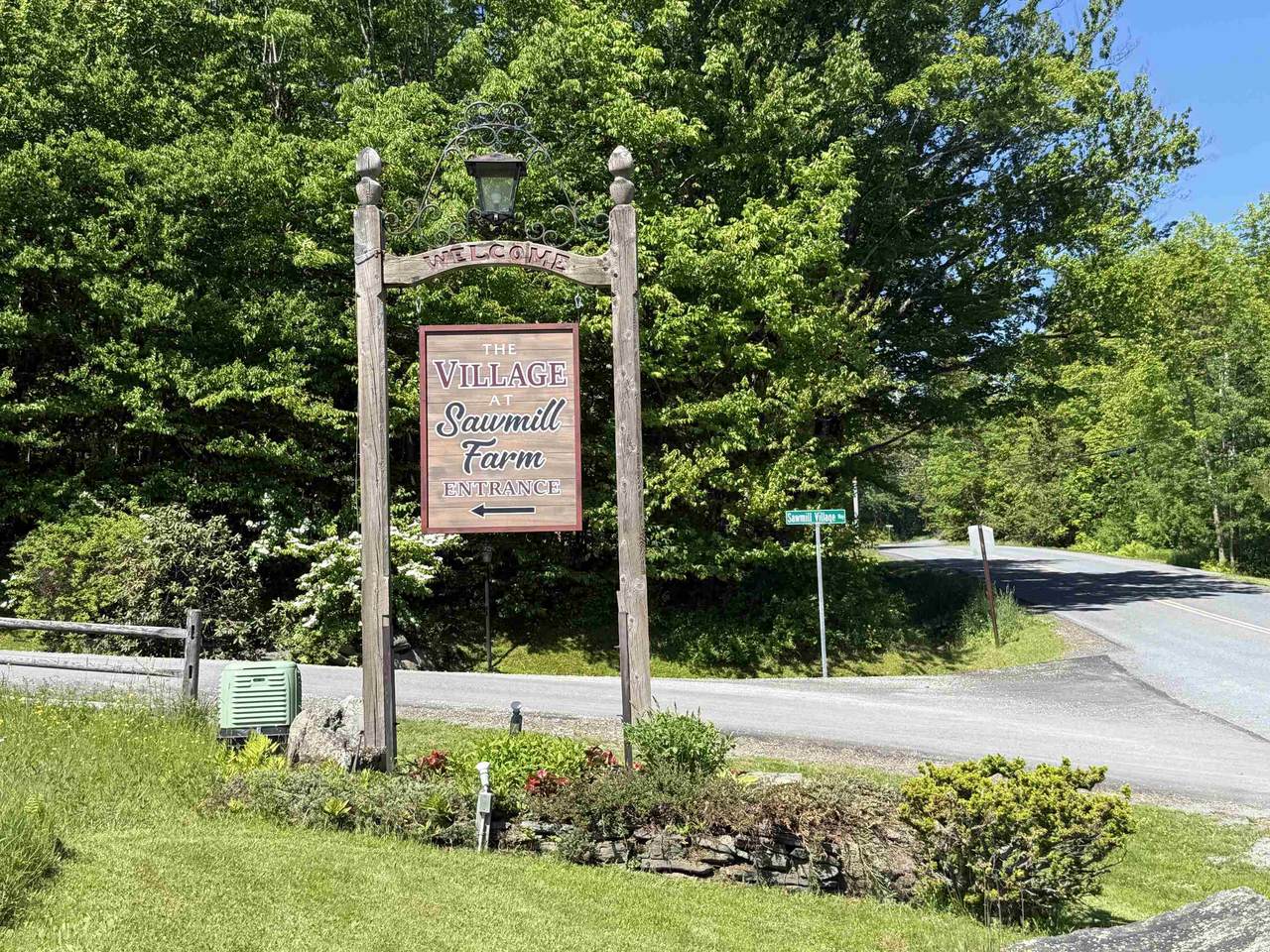 19 Stone Ridge Loop - Photo 1