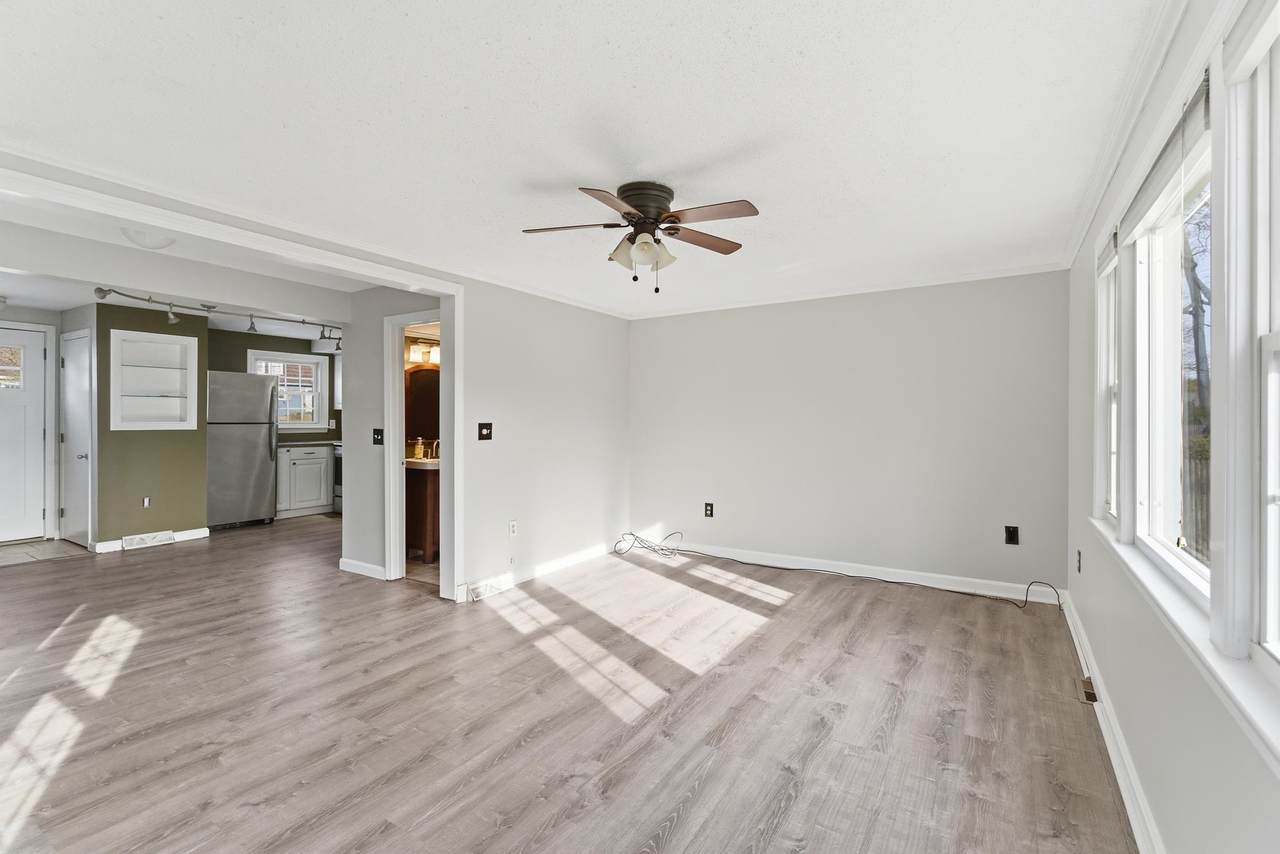 25 Kern Drive - Photo 1