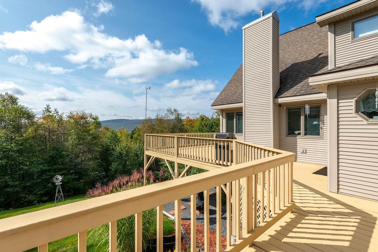 201 Spruce Drive - Photo 1