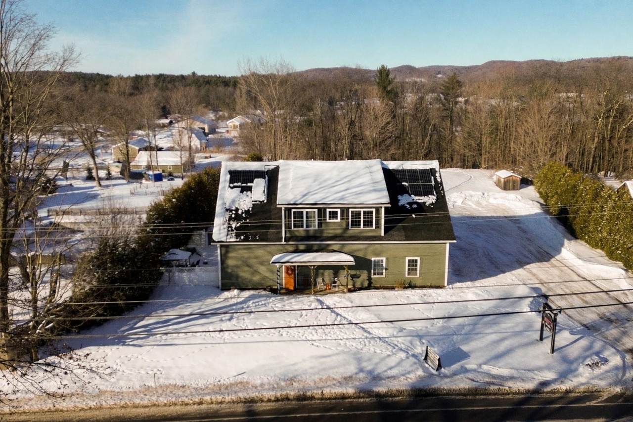 127 Vt. Rte 15 - Photo 1