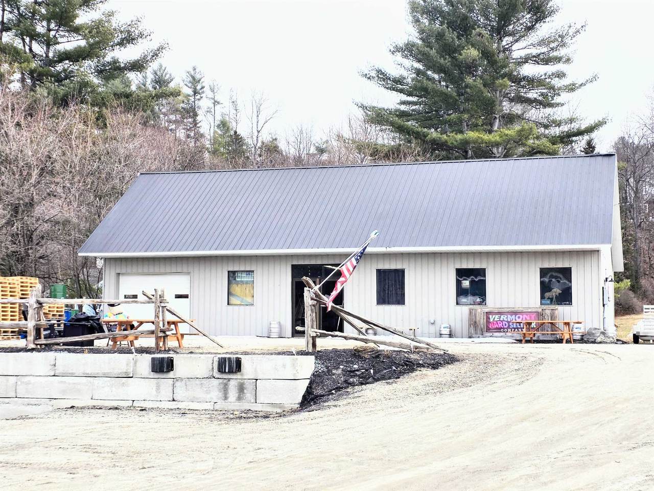 37 Pleasant Street - Photo 1