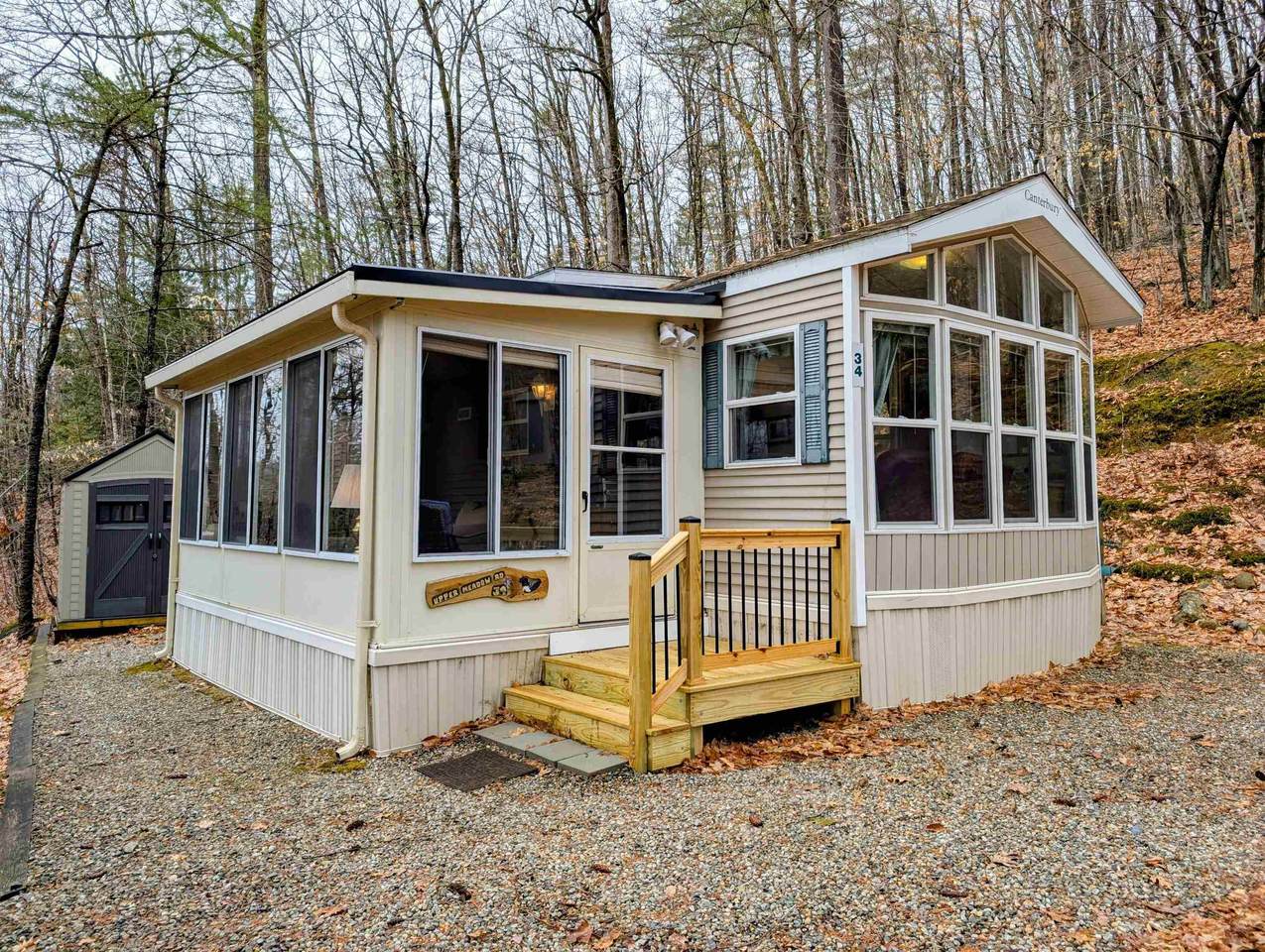 34 Upper Meadows Road - Photo 1