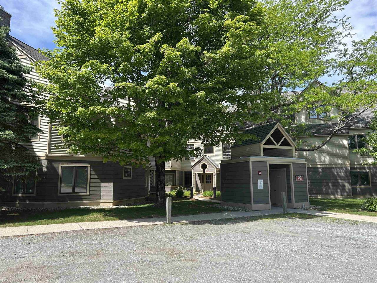 49 High Point Drive - Photo 1
