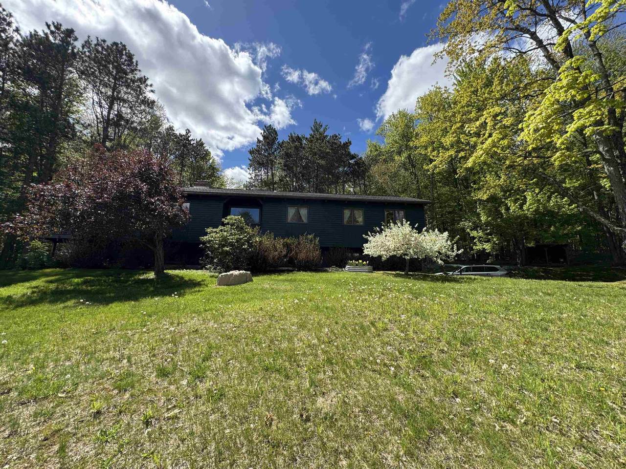 93 Russett Drive - Photo 1