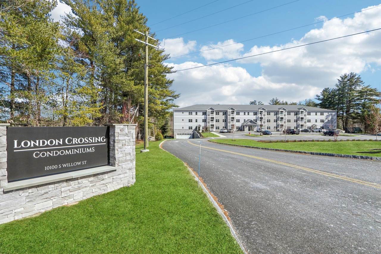 10100 S Willow Street - Photo 1