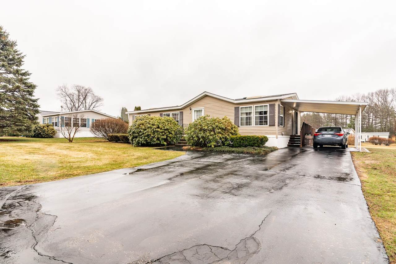 17 Constitution Way - Photo 1