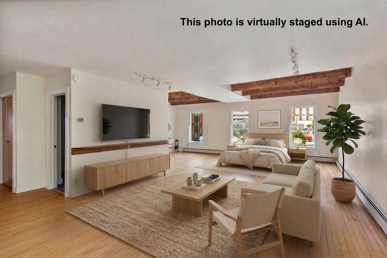 89 College Street - Photo 1