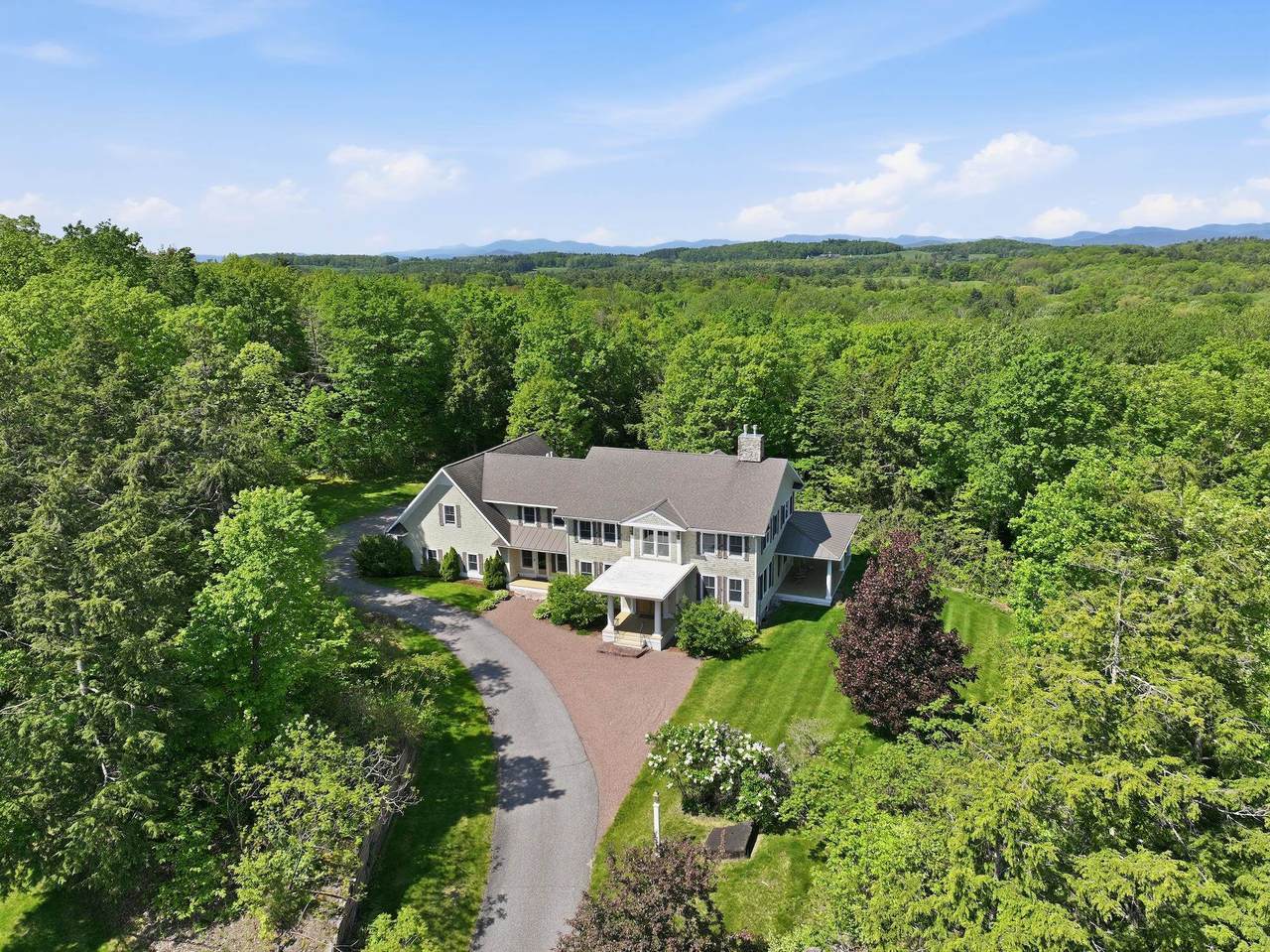 132 Point View Drive - Photo 1
