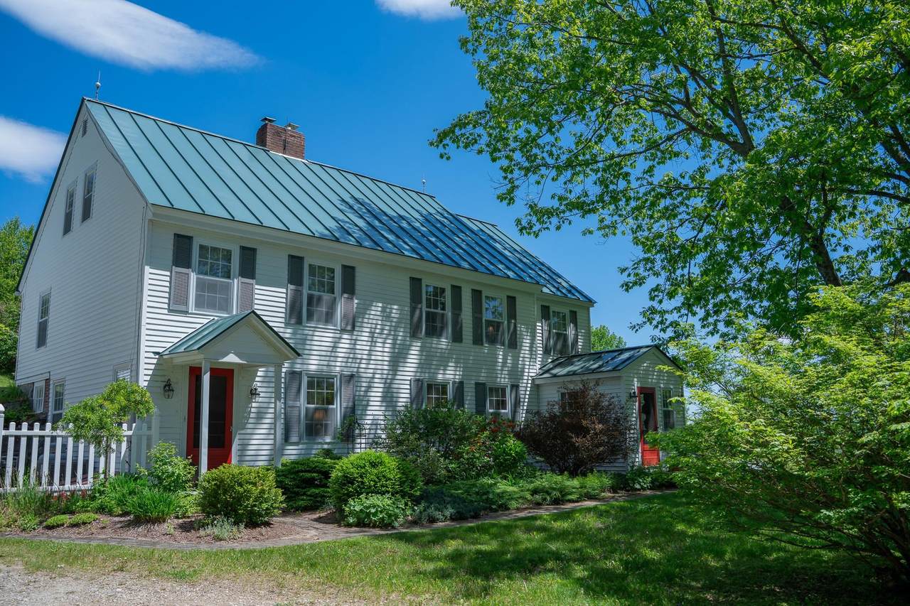 352 Maple Hill Road - Photo 1