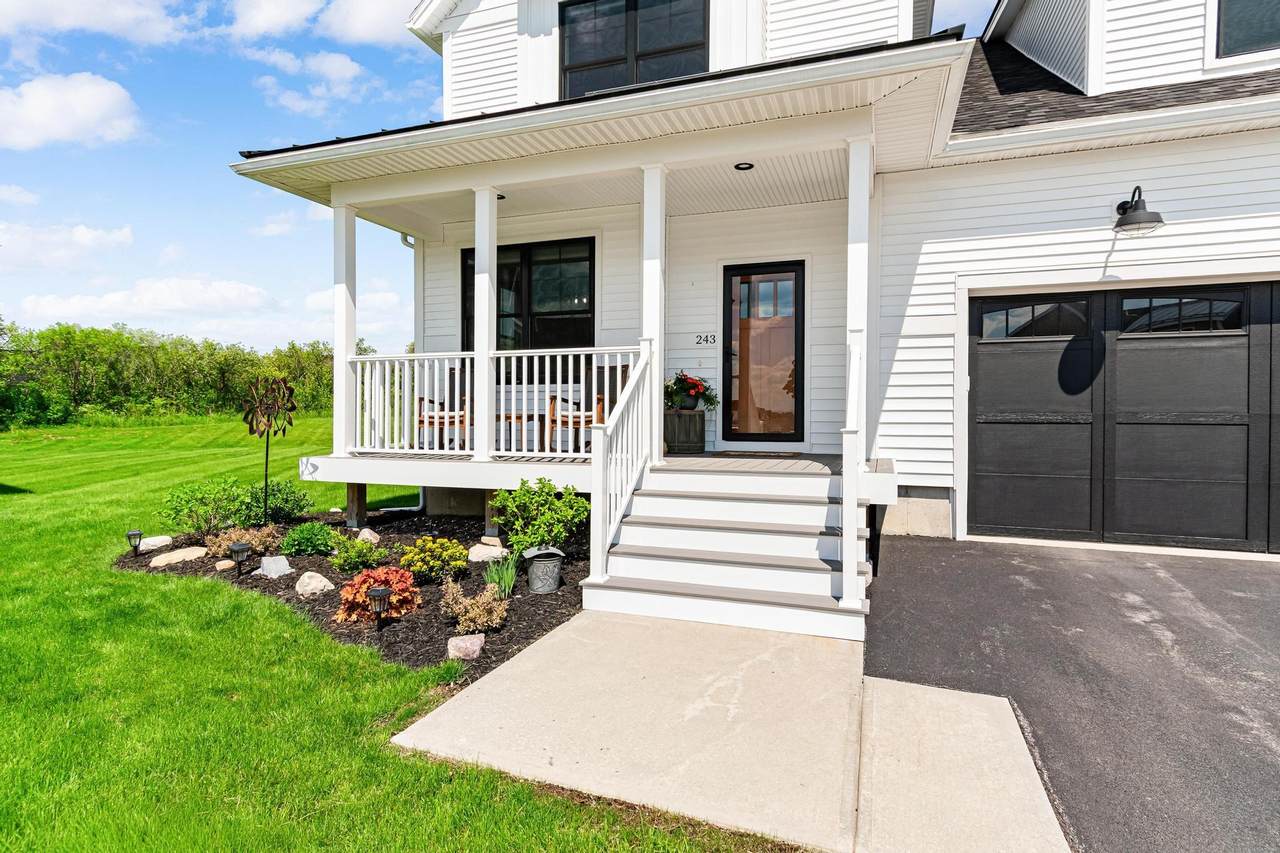 243 Aurora Road - Photo 1