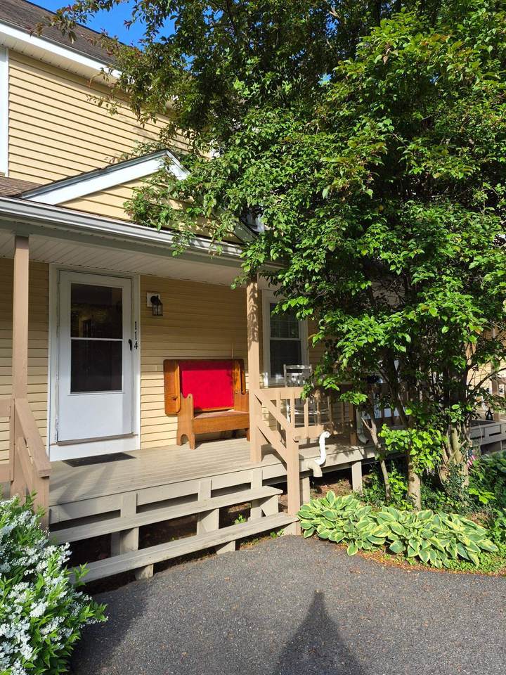 114 Winterwood Drive - Photo 1