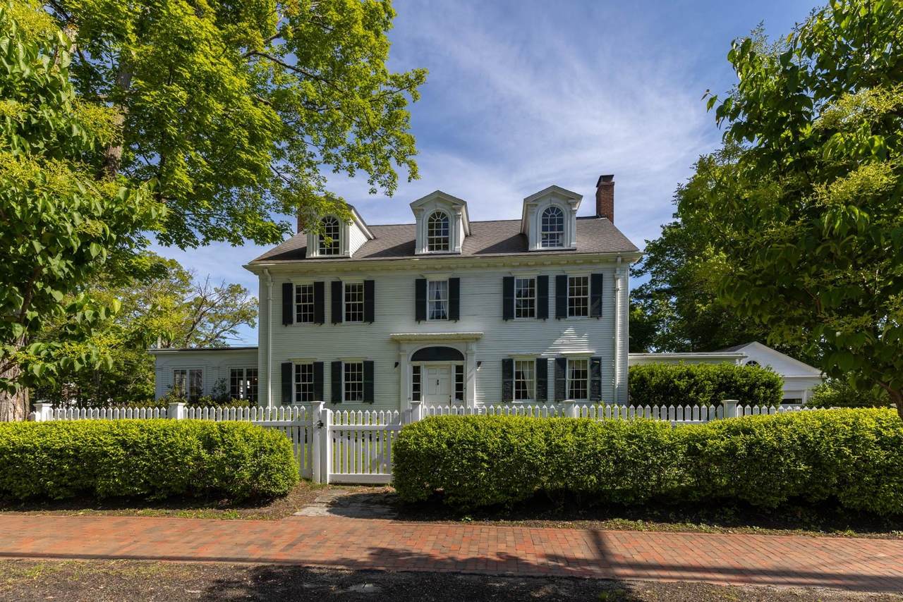 79 Silver Street - Photo 1