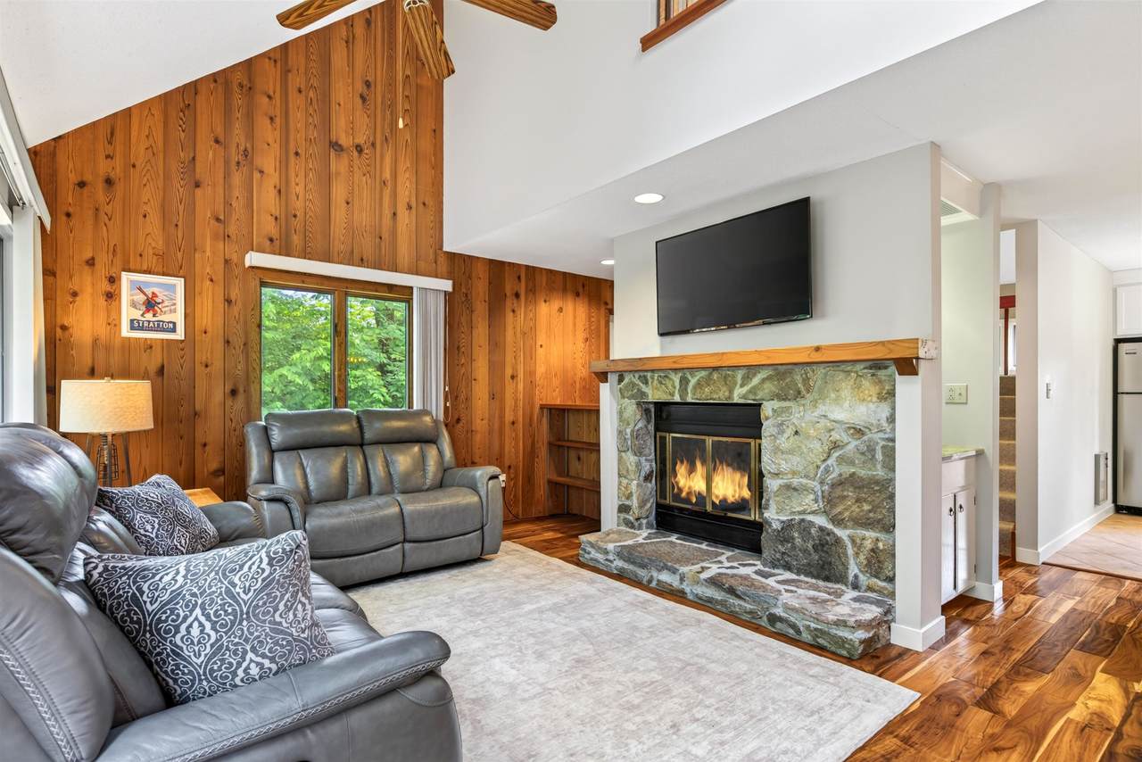 18 High Point Drive - Photo 1
