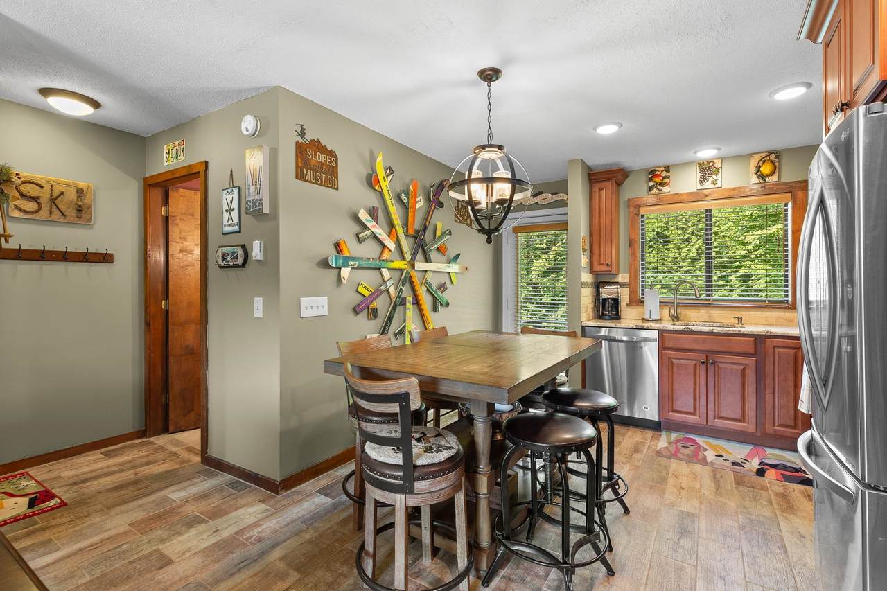 321 Moon Ridge Road - Photo 1