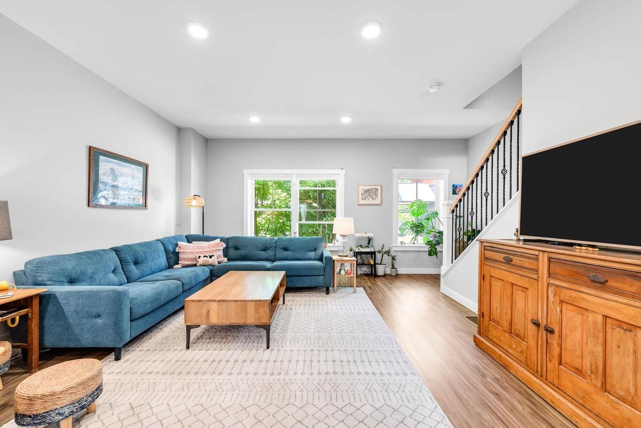 31 Gardner Lane - Photo 1