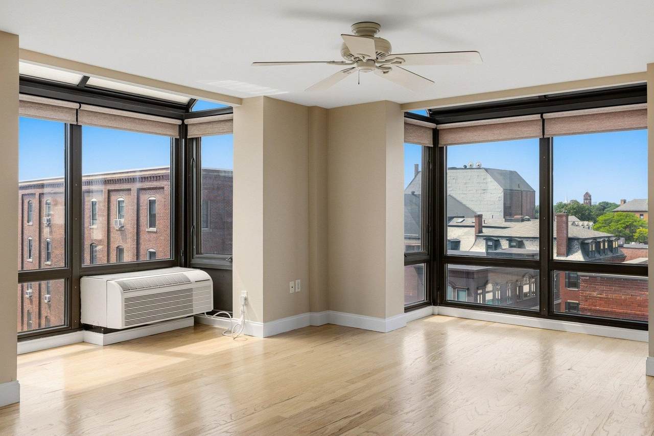 55 Congress Street - Photo 1