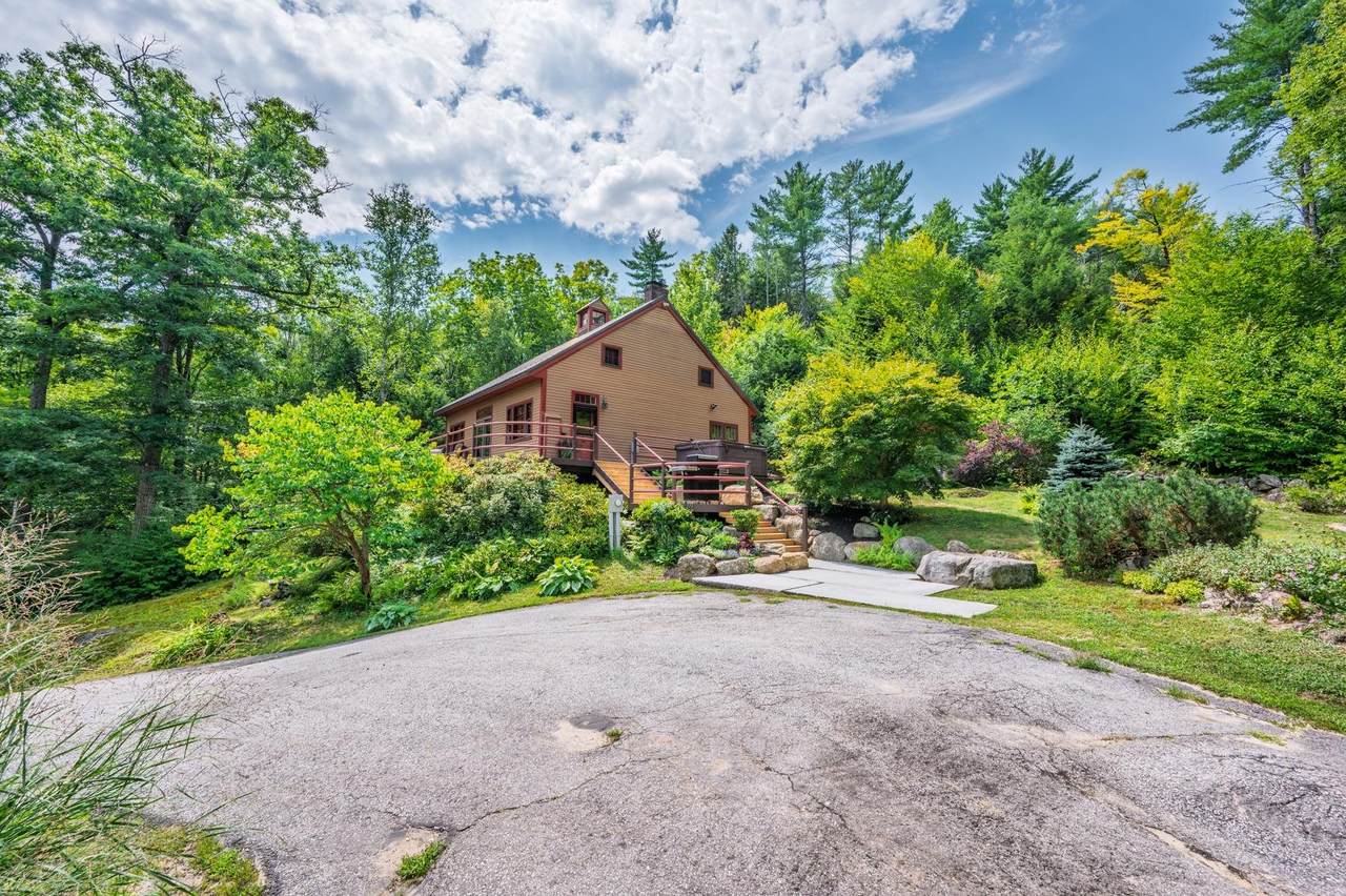 470 Newmarket Road - Photo 1