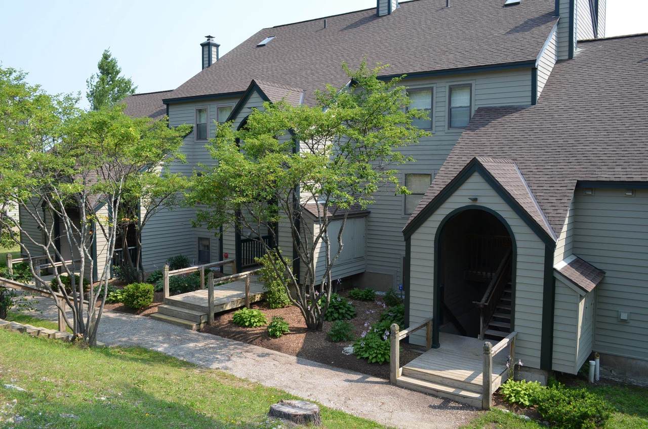 35 White Loop - Photo 1