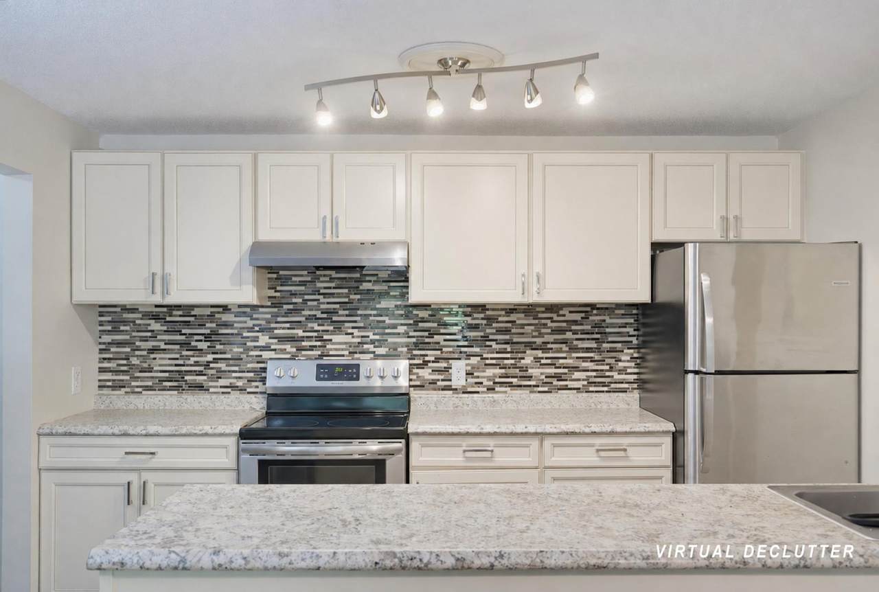 120 Fisherville Road - Photo 1