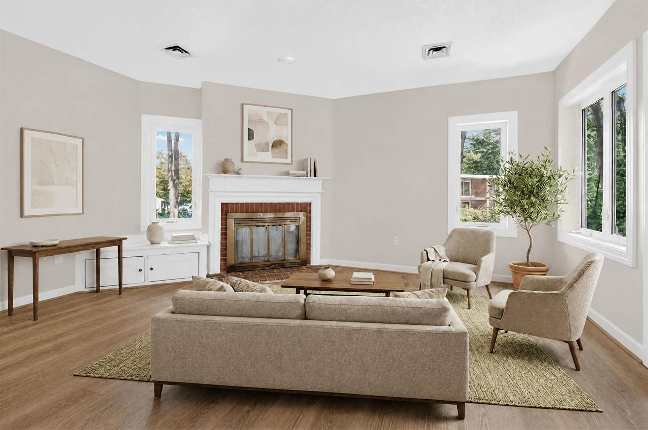 110 Coliseum Avenue - Photo 1