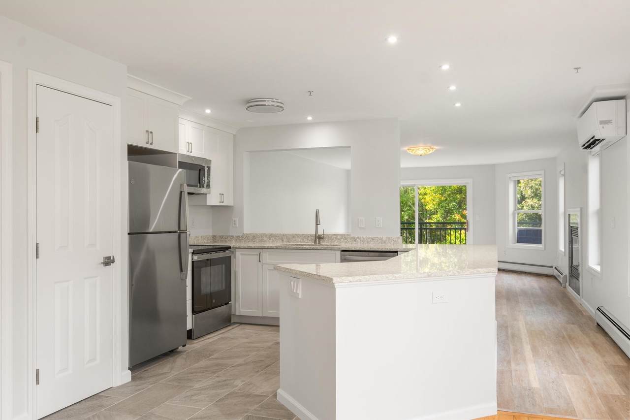 55 Claire Pointe Road - Photo 1