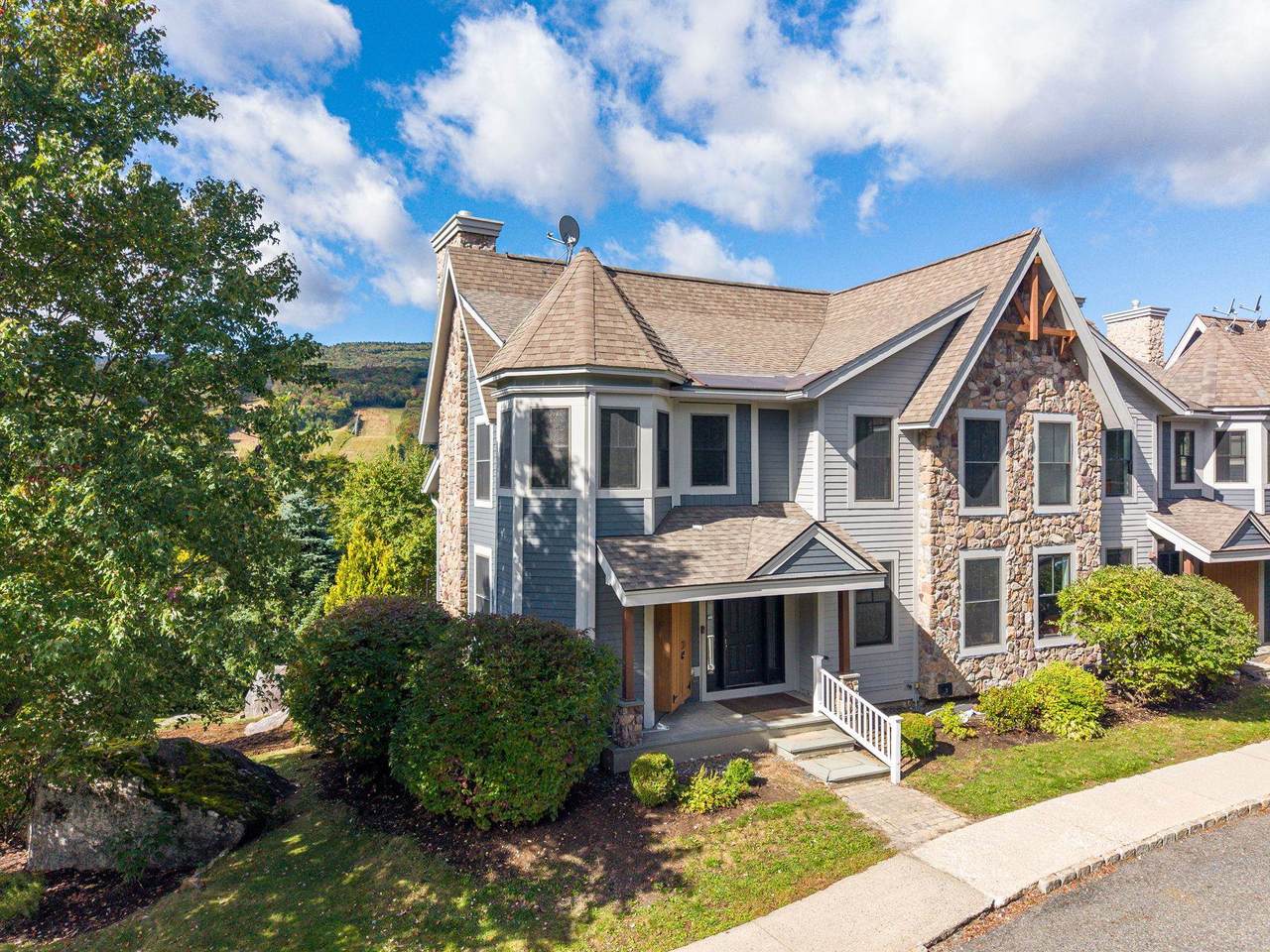 15 Boulder Ridge Drive - Photo 1