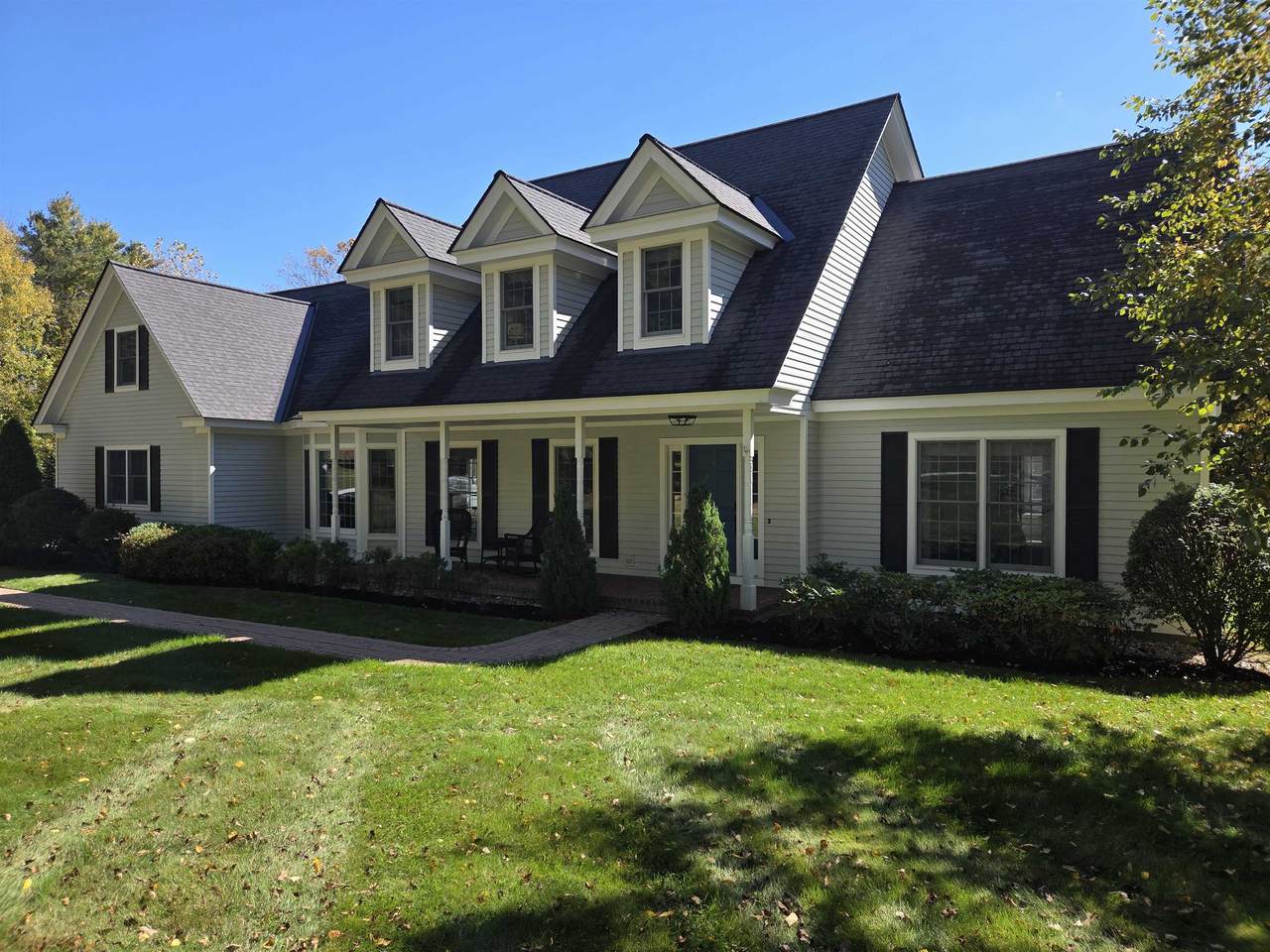 448 Village Glen - Photo 1