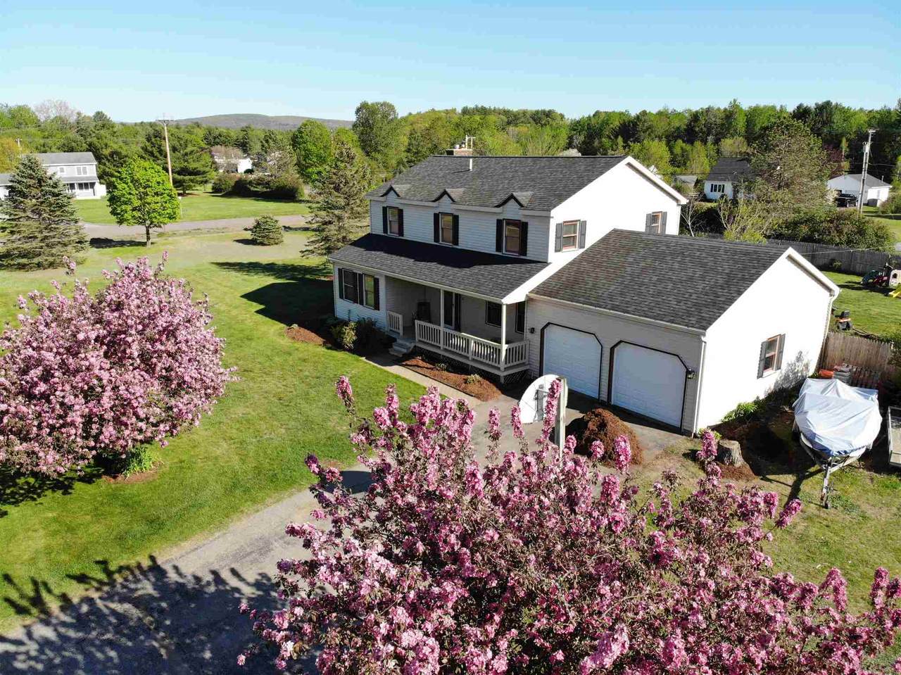 12 Ira Place - Photo 1