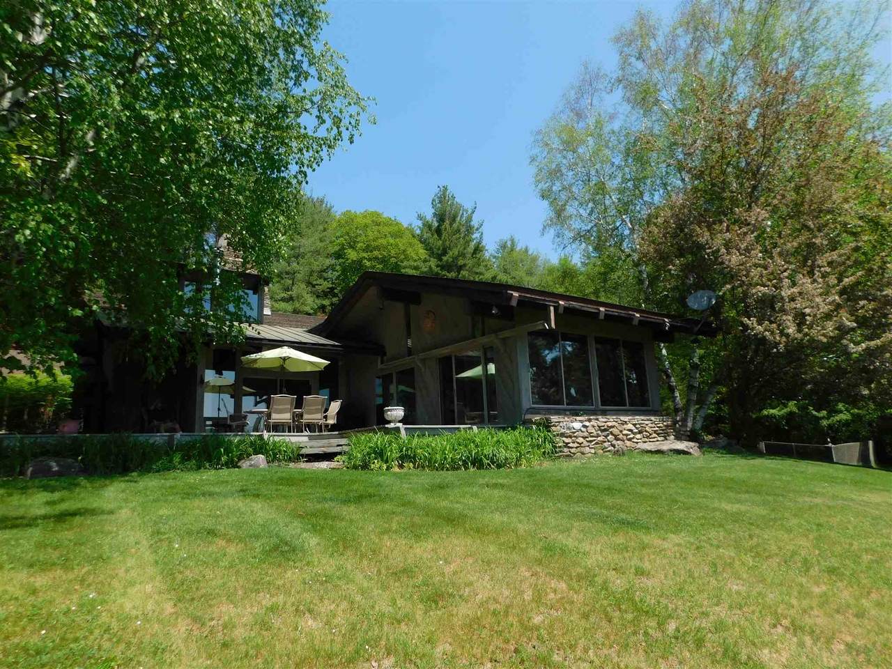 106-108 Fawn Ledge Lane - Photo 1
