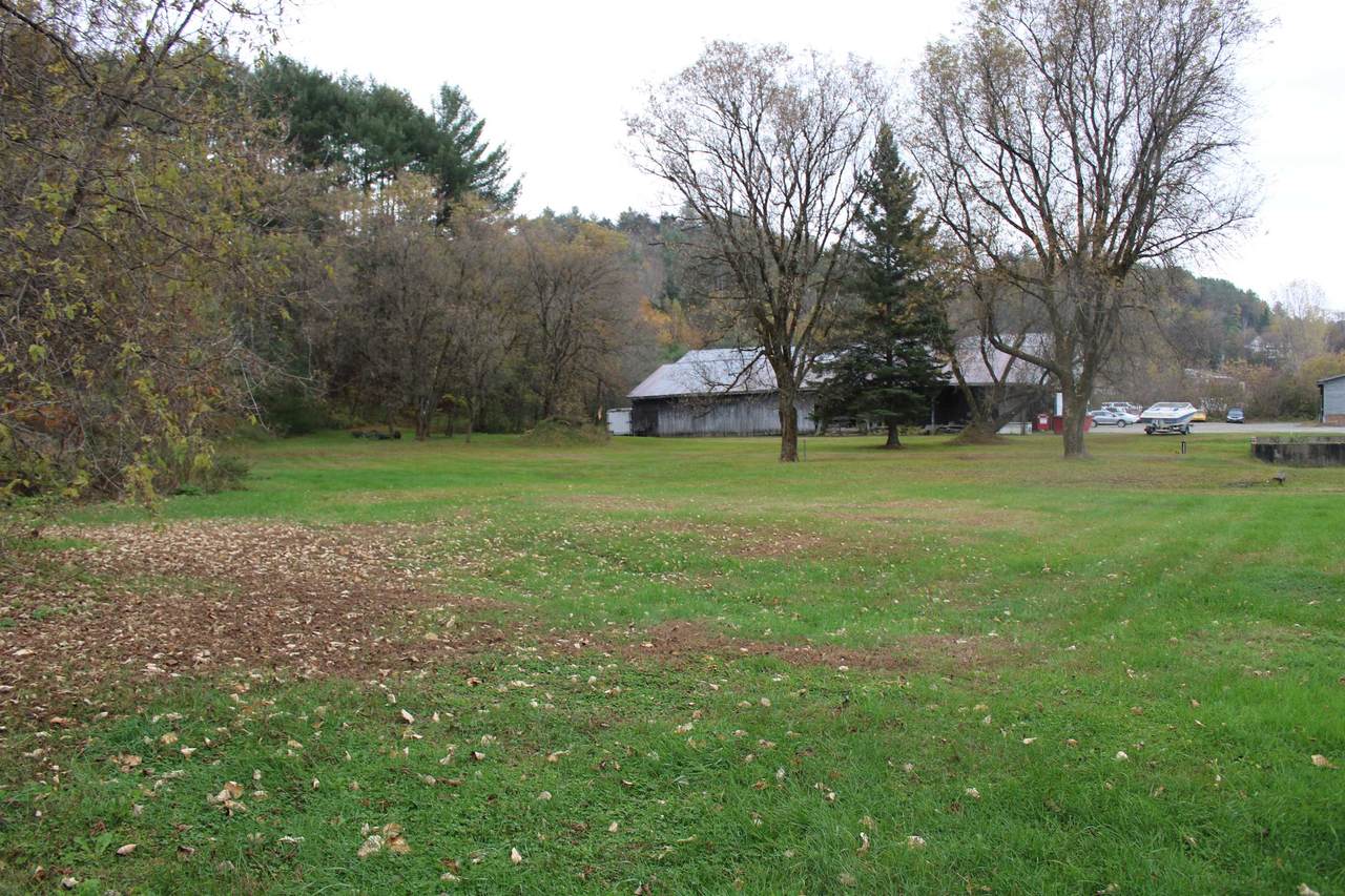 1354 Memorial Drive - Photo 1