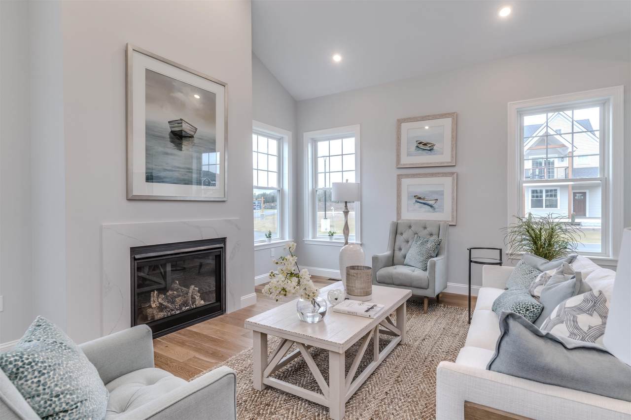 10 Benjamin Lane - Photo 1