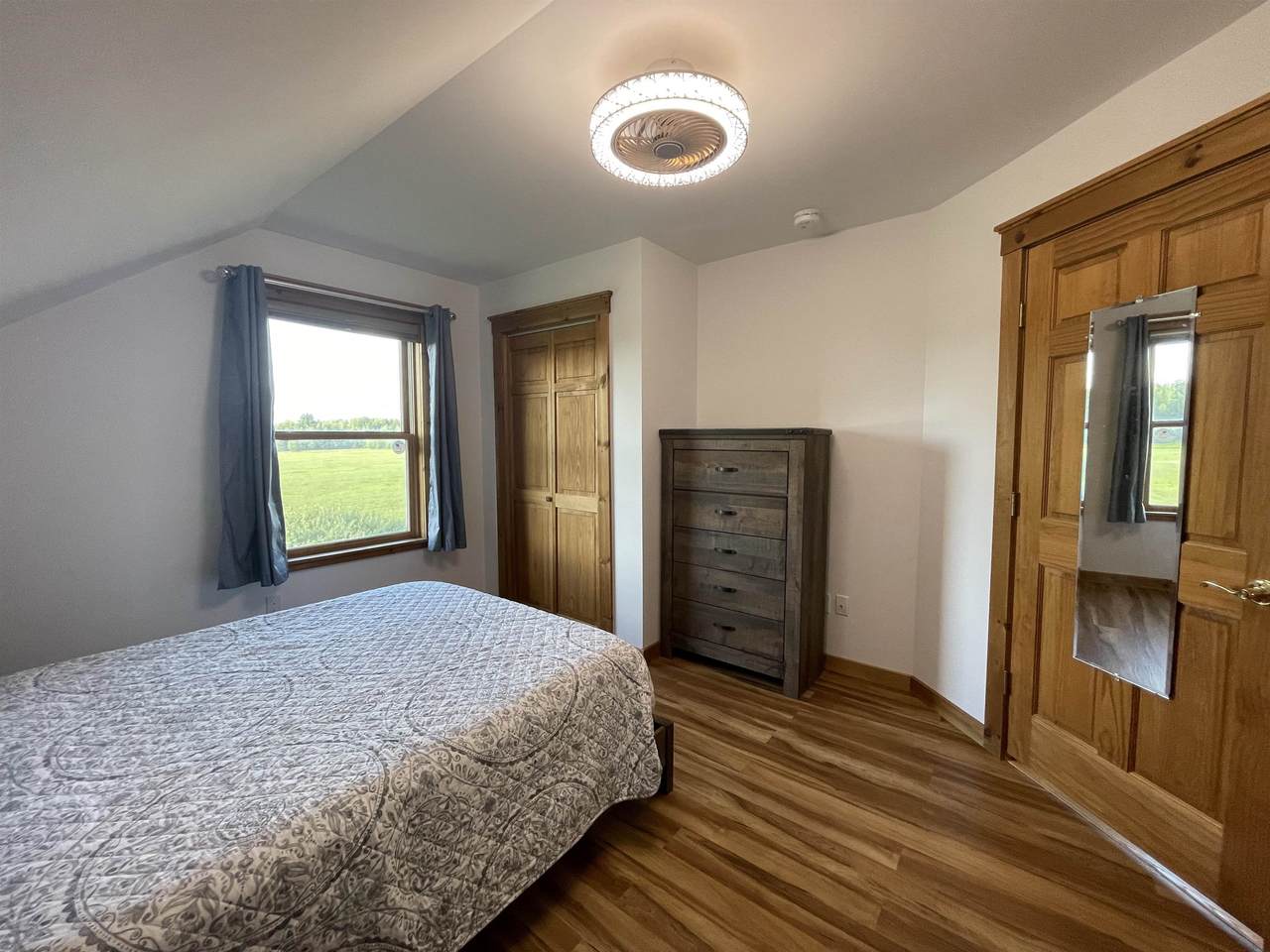 143 Knight Lane - Photo 1