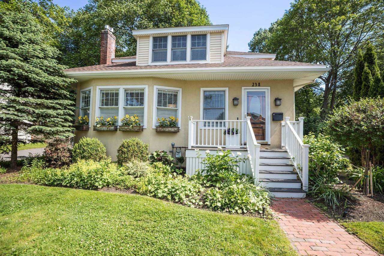 238 Willard Avenue - Photo 1