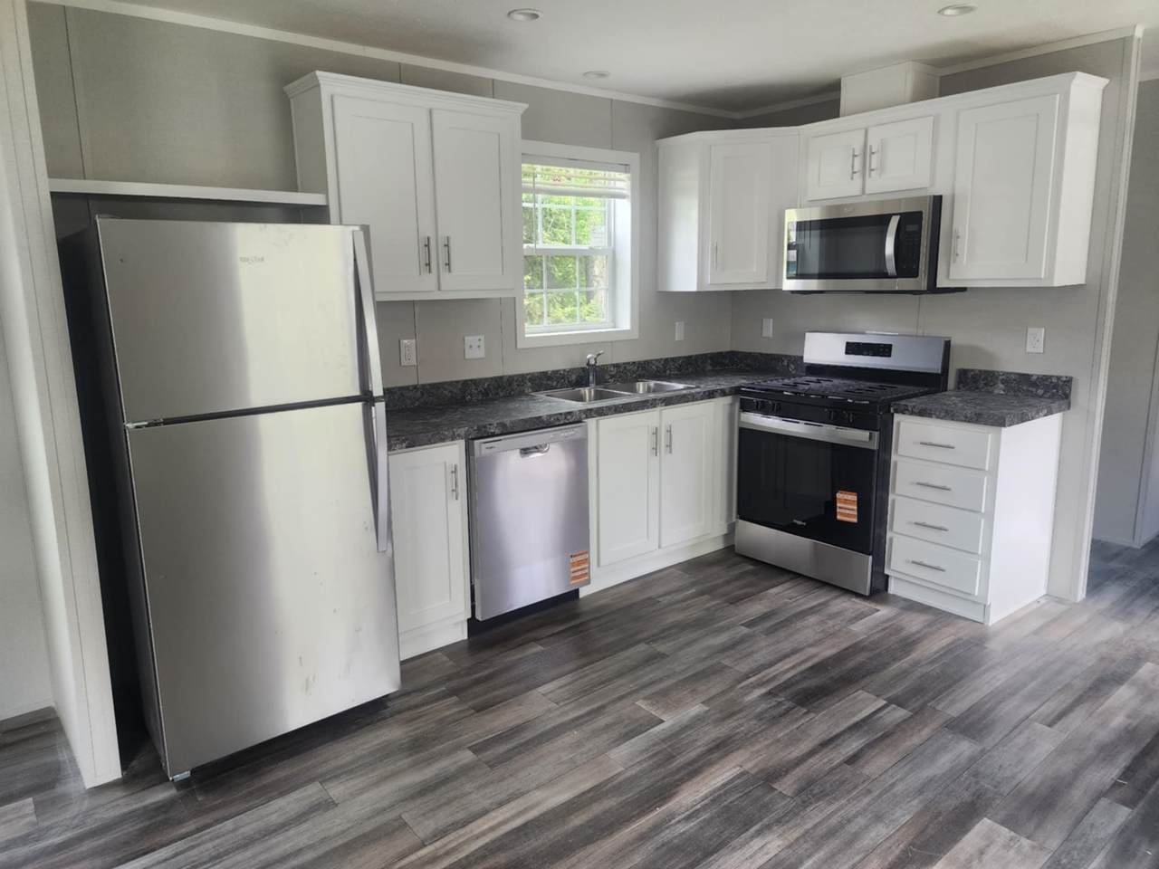 108 Cubb Court - Photo 1