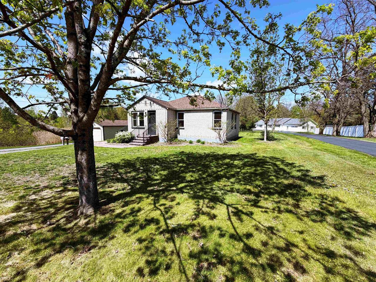 573 Sias Avenue - Photo 1