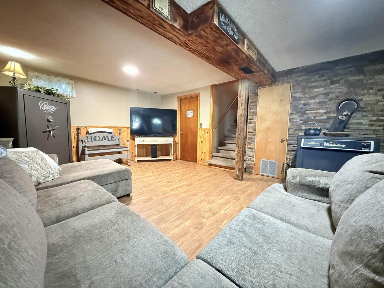 223 Chestnut Street - Photo 1