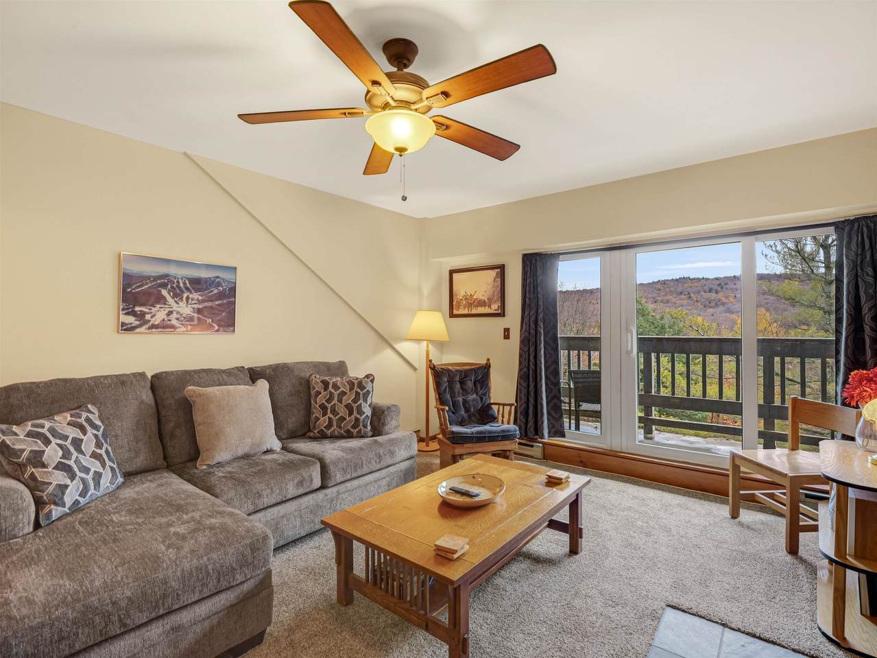 135 East Mountain Road - Photo 1