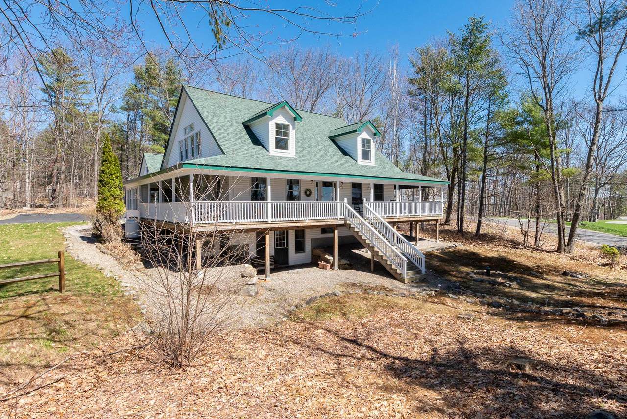 8 Oak Knoll Road - Photo 1