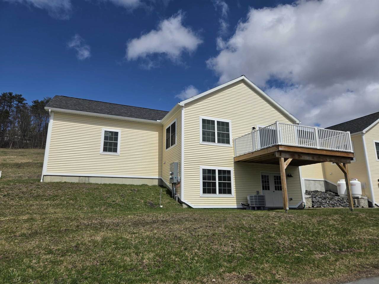 73 Ivan Drive - Photo 1